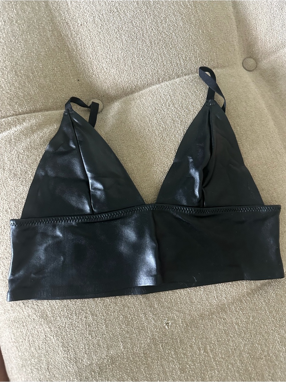FAUX LEATHER BRALETTE SZ S